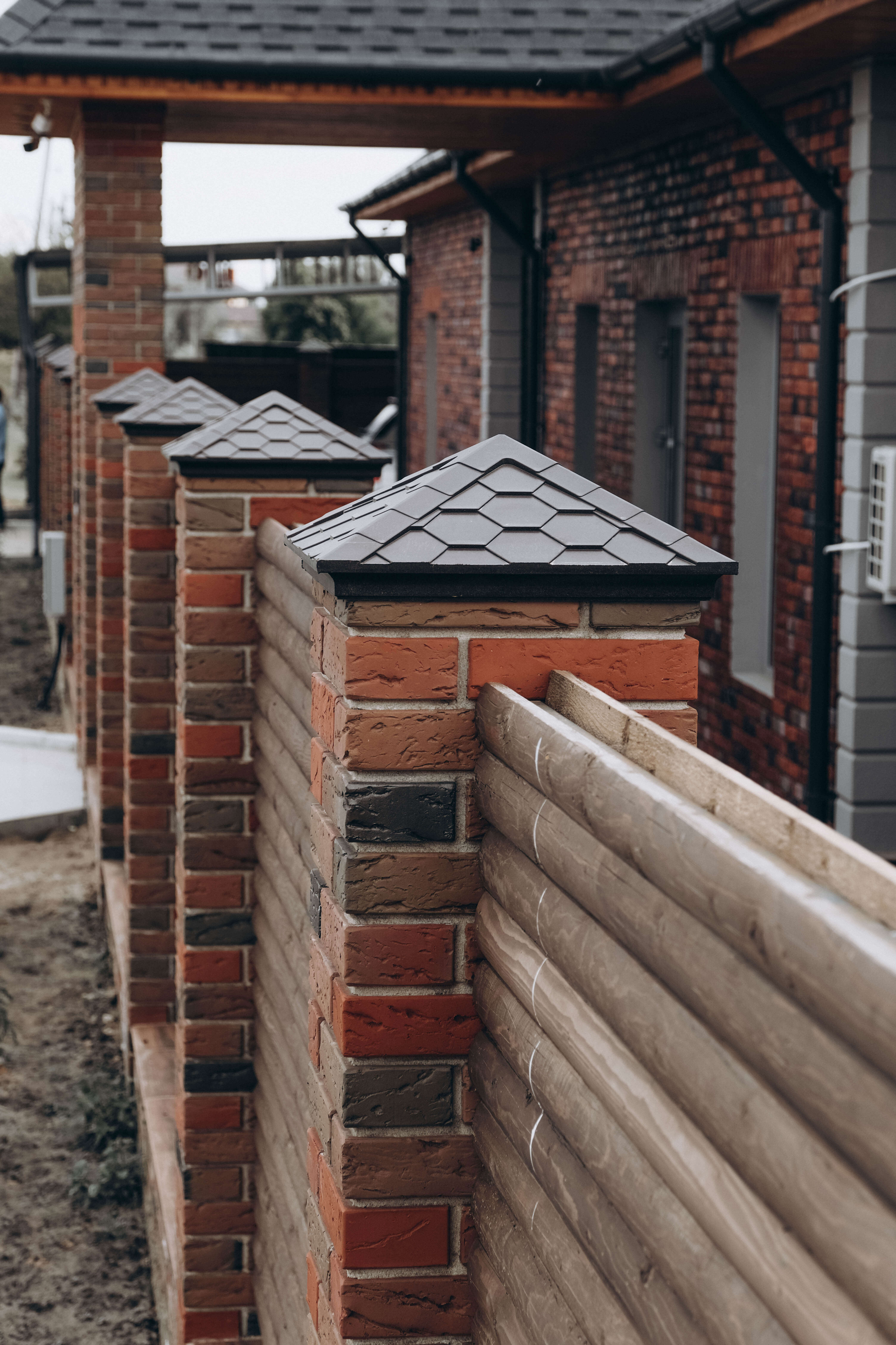 Колпак Zking Эверест Коричневый на столб 1.5х1.5 кирпича (390х390мм) в Орехово-Зуево фото